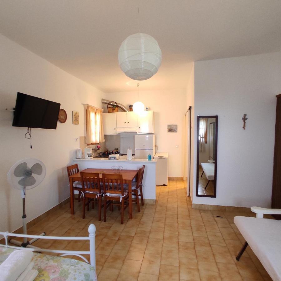 Potis House Apartamento Areopoli Exterior foto
